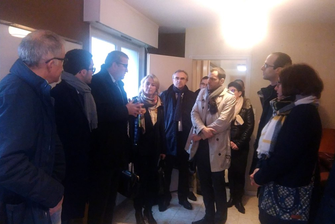 Photo des 3 délégués en compagnie de tous les acteurs du cabinet éphémère de Pontarlier