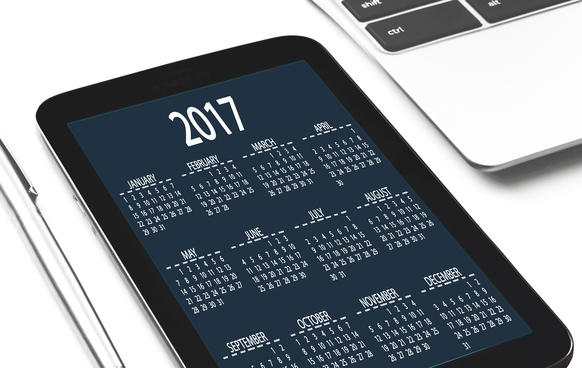 Photo d'un écran de smartphone avec le clandrier 2017