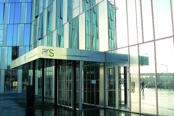 Batiment du siège de l'ARS situé à Lille