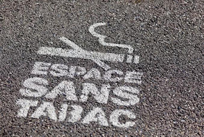 Marquage au sol "Esapce sans tabac"